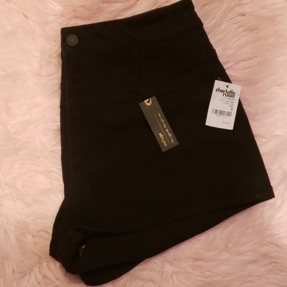 Shorts - Picture 2 of 3